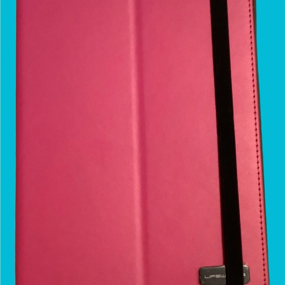 Lifeworks Case for Tablets is brand new! Fits 7 - 8” tablets. 360  degree swivel